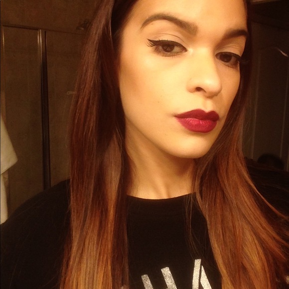 Meet your Posher, Ingrid - Picture 3 of 3